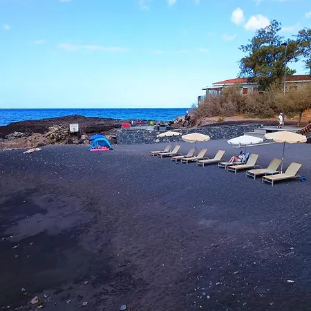 Alcavista - Ac, Fibre Net, 350m To Ocean, Garage, Tv Channels, Sunsets And La Gomera View From Balcony Alcala (Tenerife)