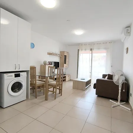 Alcavista - Ac, Fibre Net, 350m To Ocean, Garage, Tv Channels, Sunsets And La Gomera View From Balcony
